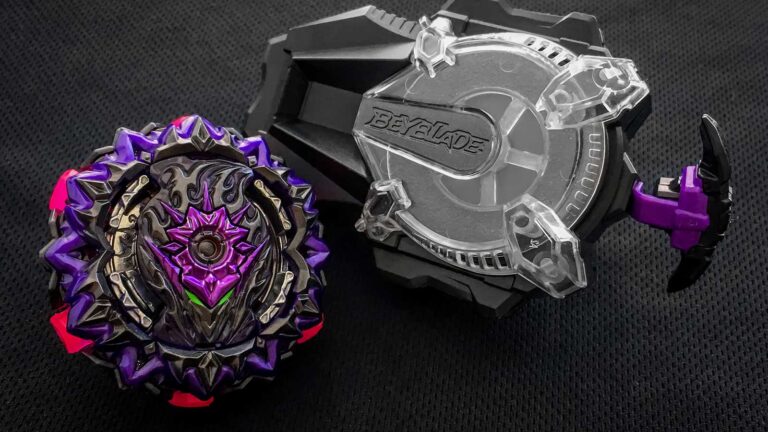 TAKARA TOMY Beyblade BURST SuperKing B-169 Variant Lucifer Mobius