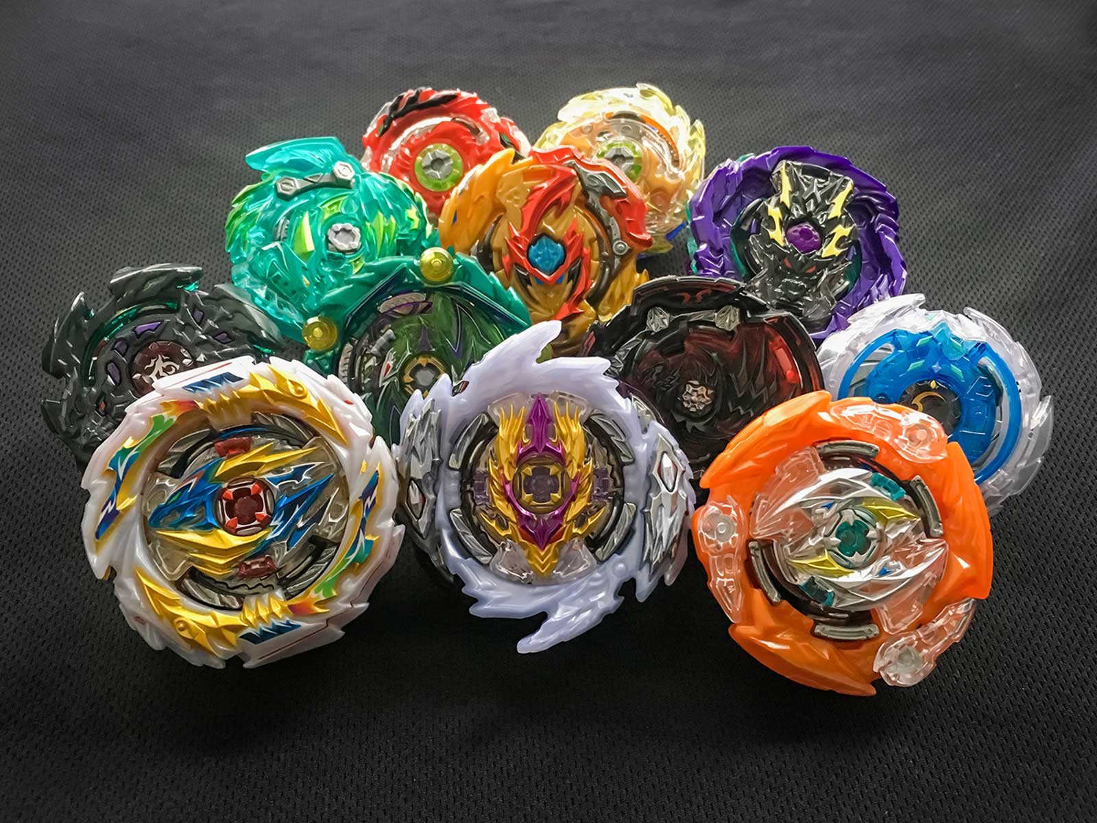 TAKARA TOMY BEYBLADE METAL FUSION B-00 MALL LIMITED 10TH ANNIVERSARY SET  BBG-31