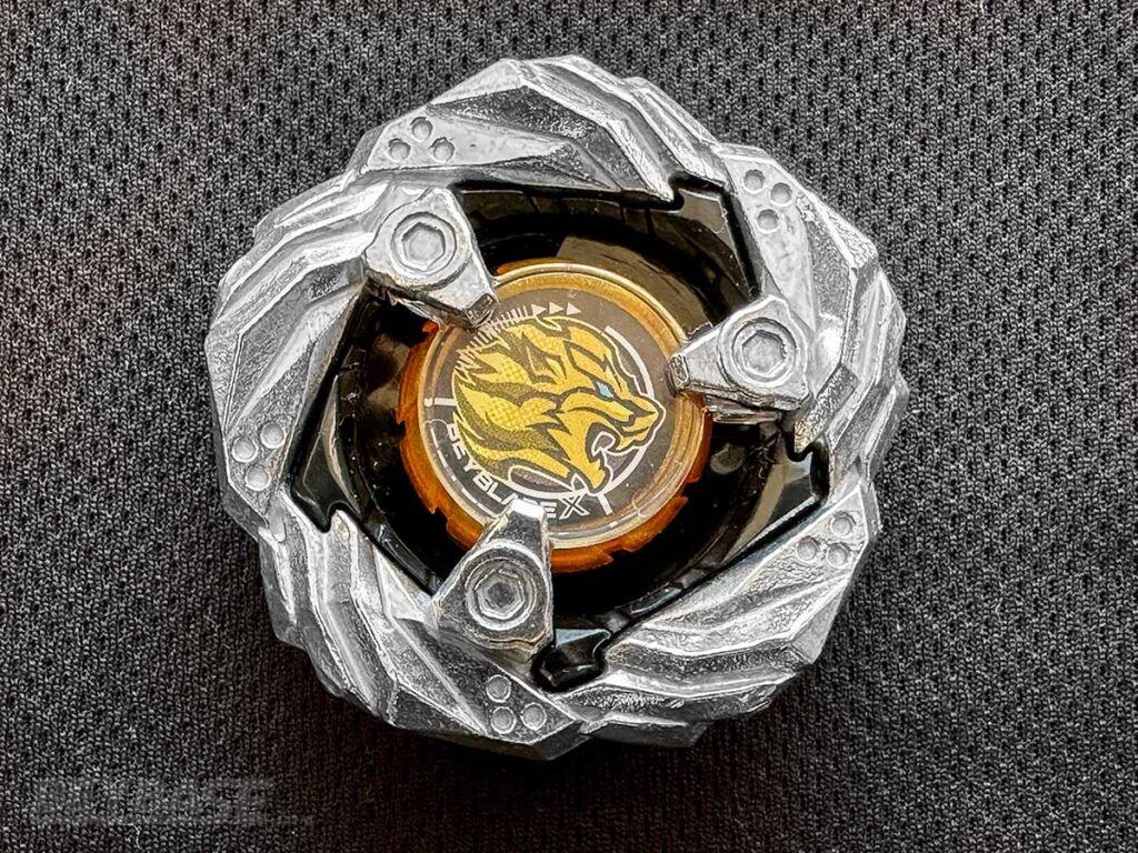 Beyblade X Beyblade X BX-15 Starter Leon Claw 5-60P